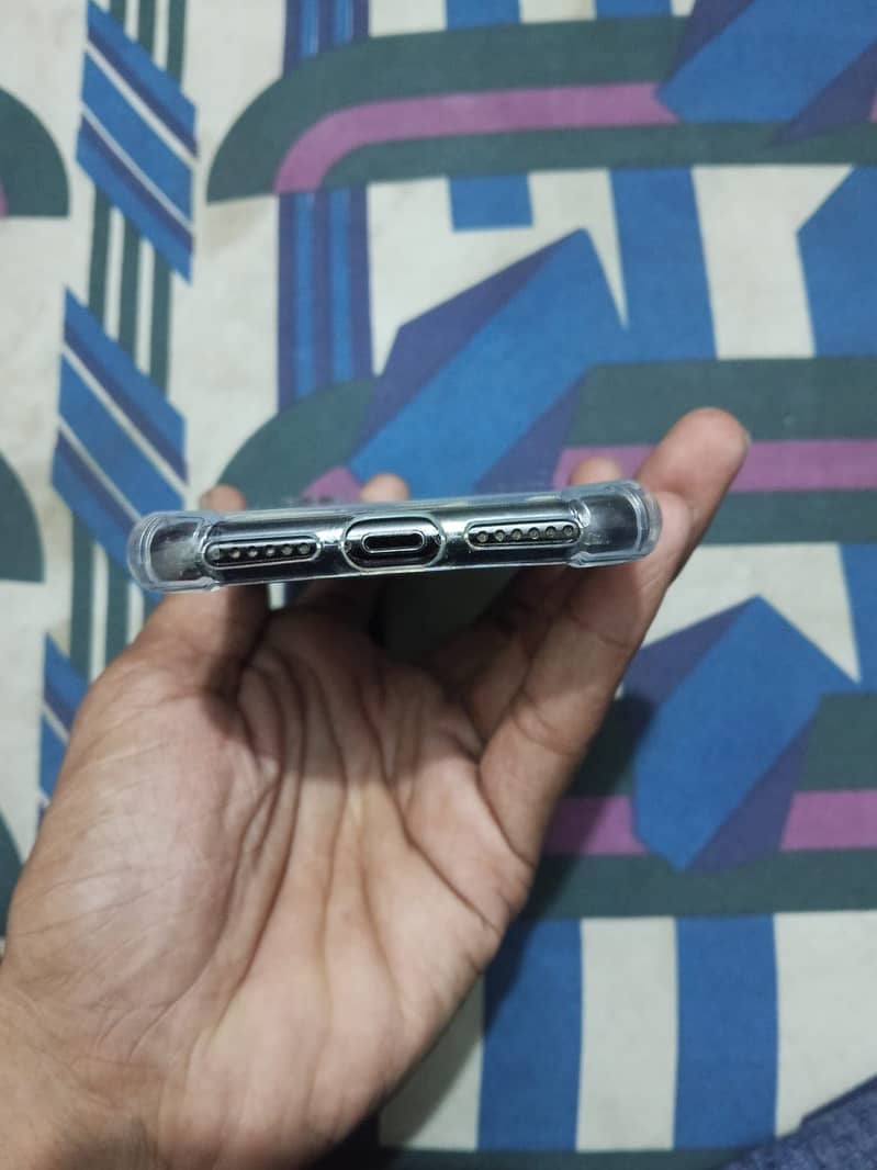 Apple iPhone X 0