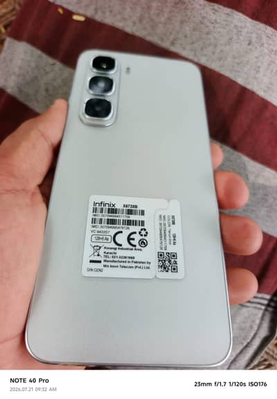 Infinix hot60i