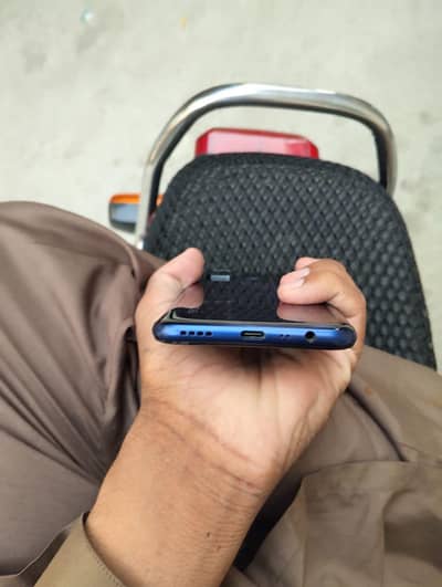 realme c17