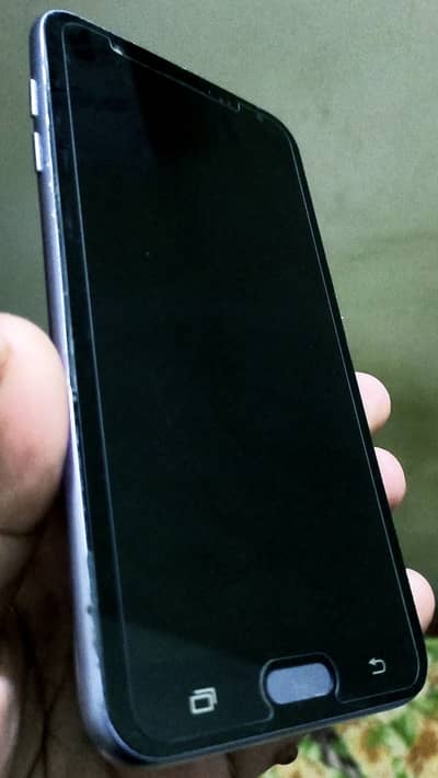 Samsung Mobile J4