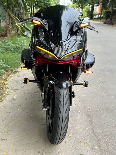 Ducati 400cc dual cylinder replica sport/heavy bike