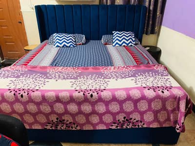 New bed set for sale