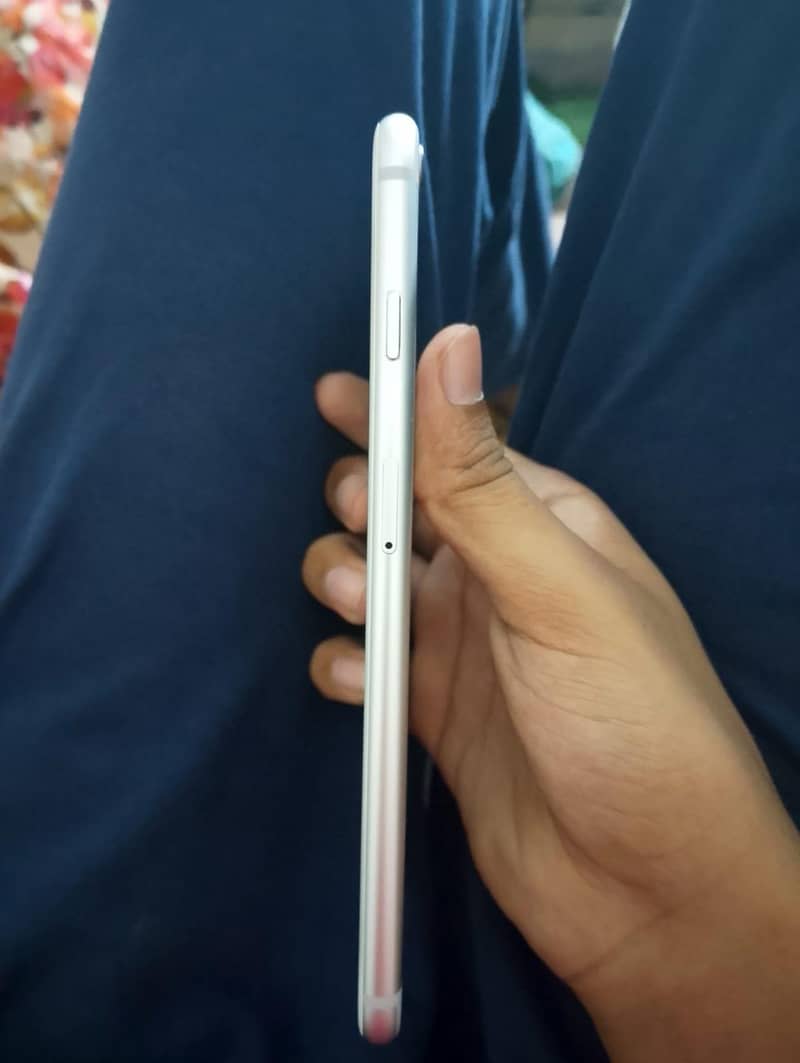 Apple iPhone 6S Plus 2