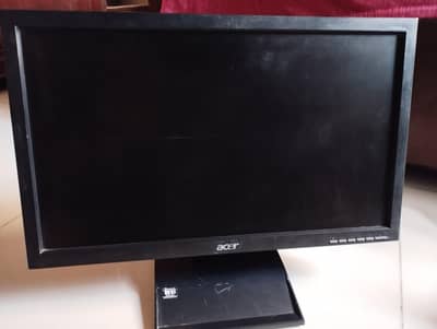 Acer 18.5 Inch LCD Monitor (Model: V183HL) - Perfect Working Condition