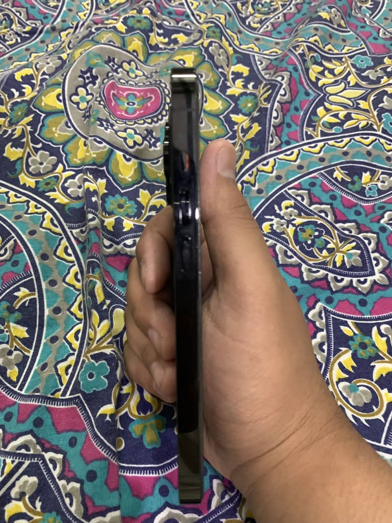 iPhone 14 Pro 1