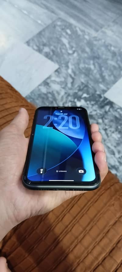 Apple iPhone 11