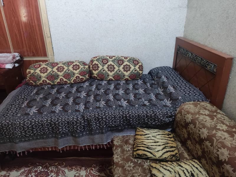 Single bed 2 3