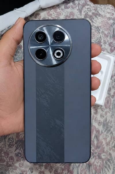 Tecno SPARK 30 Pro