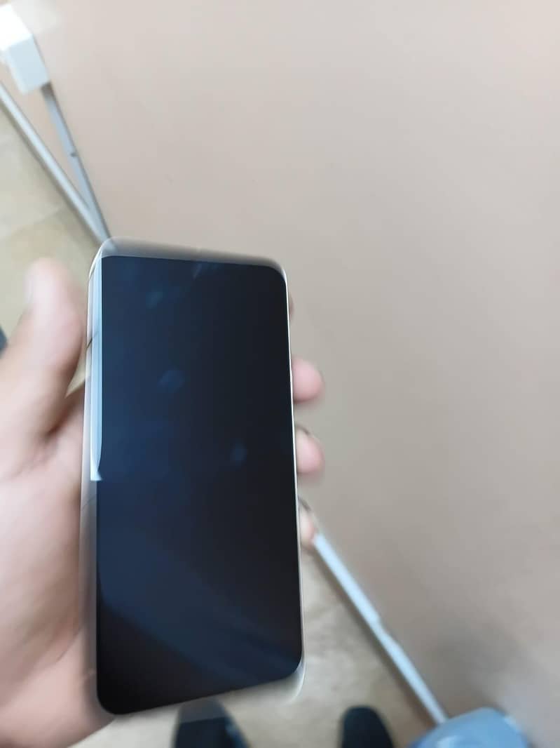 Google Pixel 7 4