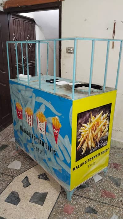 Fries counter