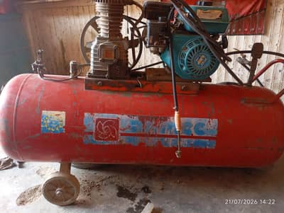 Made in Italy Air Compressor – With Petrol Engine
