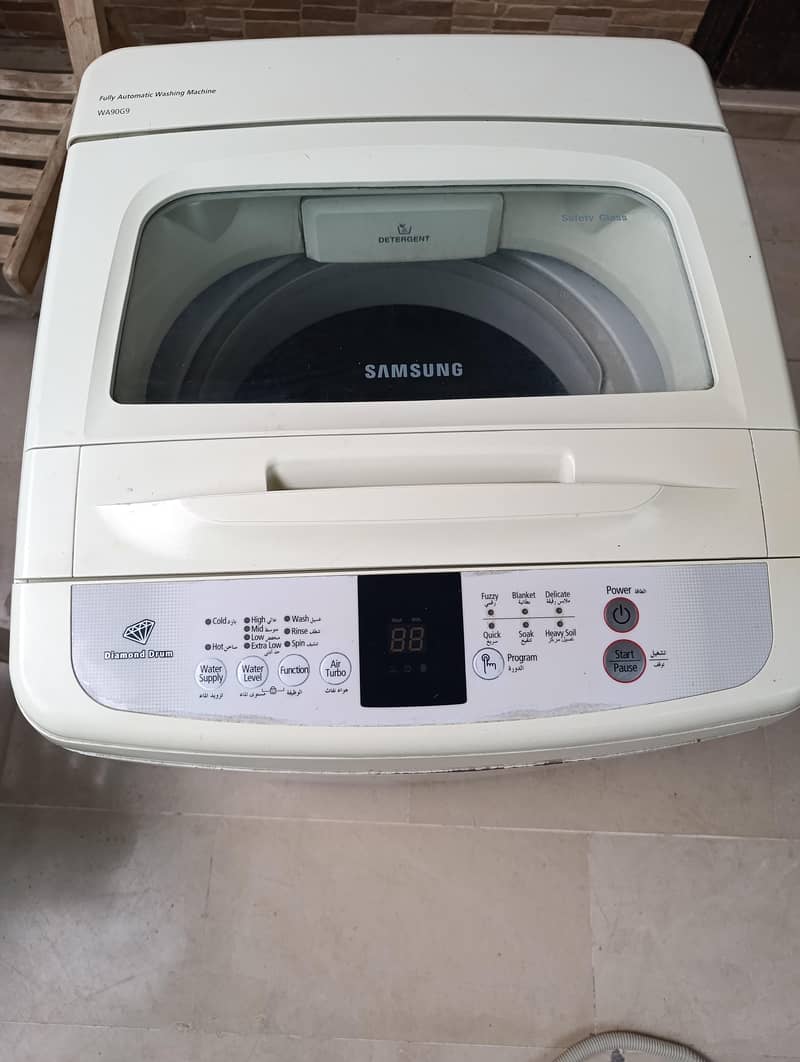 FULLY AUTOMATIC WASHING MACHINE 1
