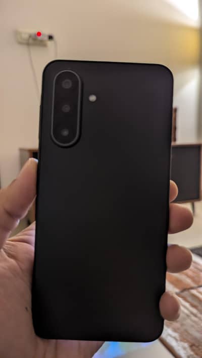 Samsung Galaxy A17 5g 4gb 128 gb under warranty
