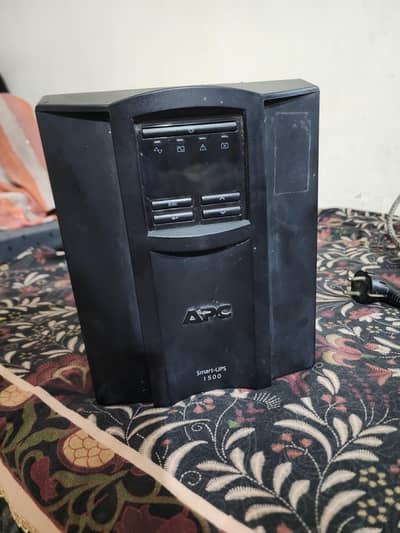 APC SMART 1500