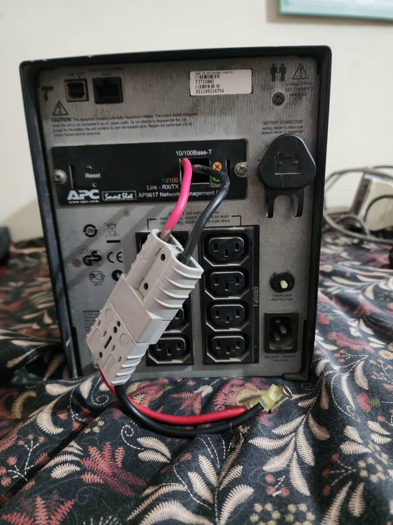 APC SMART 1500 2