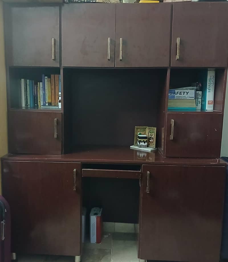 study + storage table 0