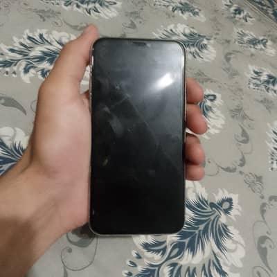 Battery helth 100 front camera harab ha bakii all ok haa j
