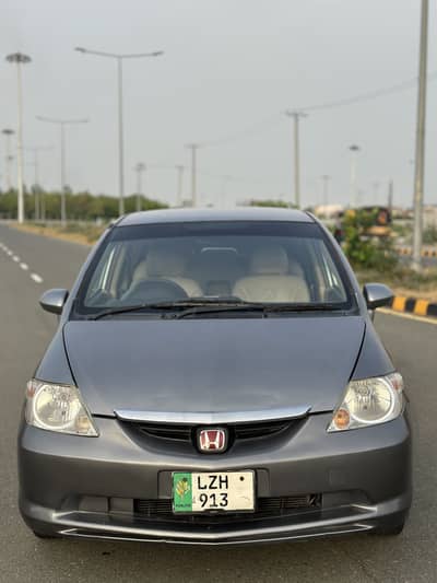 Honda City IDSI 2005 Auto  laboratory sappurdari, biometric on spot