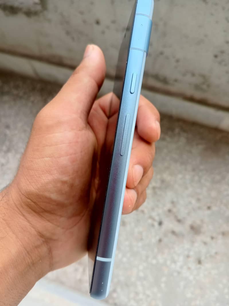 Google Pixel 7a 3