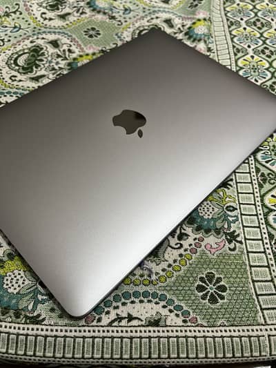 Mackbook M2 pro 24/256