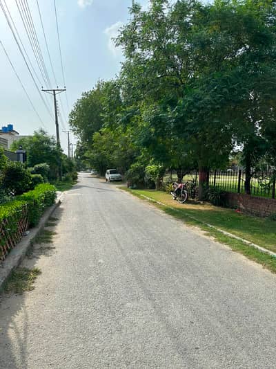 16 Marla Plot available | LDA Approved | Bijli Pani Gas | Good location