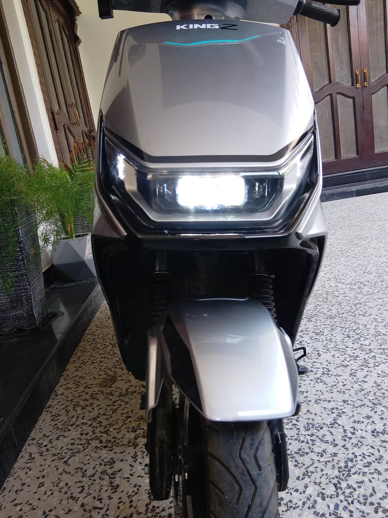 scooty 2