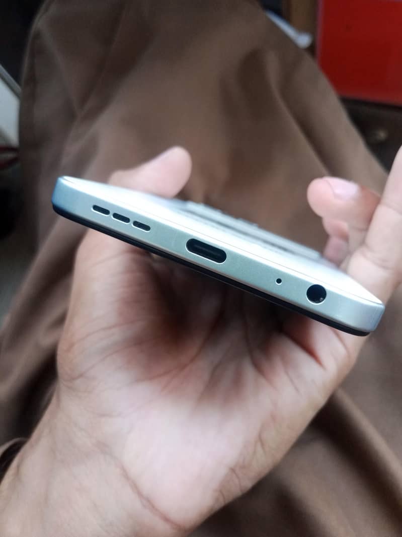 Tecno spark 40 4