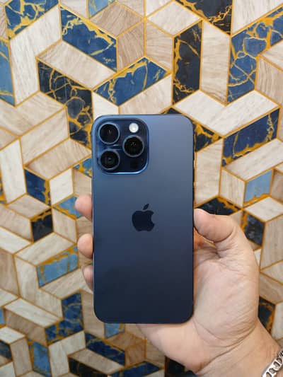 Apple iPhone 15 Pro Max