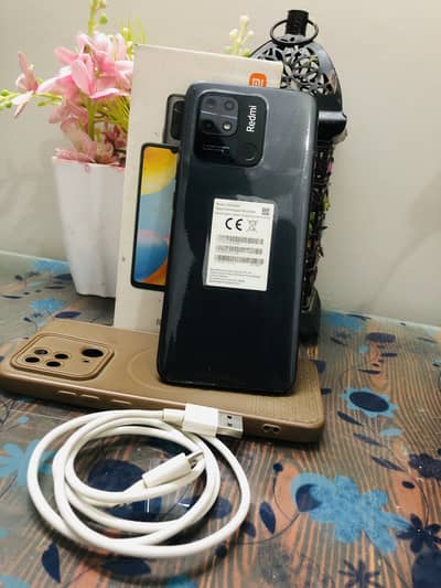 Redmi 10C in mint condition. .