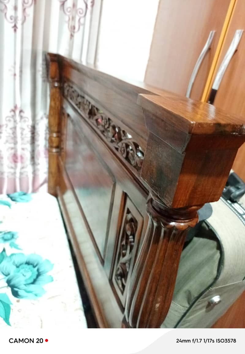 2 single bed used same like 10/10 2