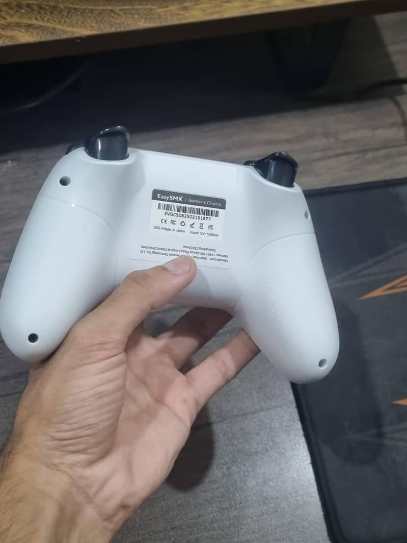 EasySMX X05 Wireless Controller New. 2