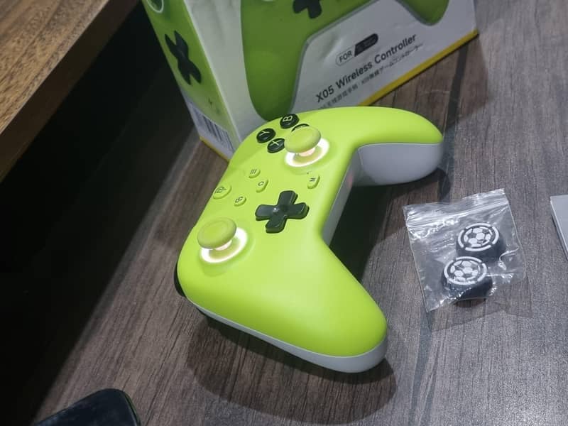 EasySMX X05 Wireless Controller New. 5
