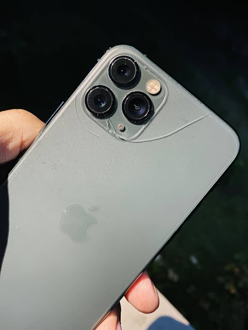 Apple iPhone 11 Pro 0