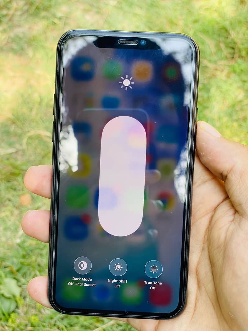 Apple iPhone 11 Pro 1