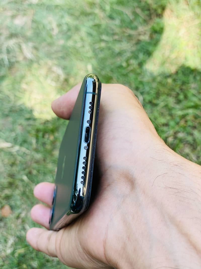 Apple iPhone 11 Pro 5