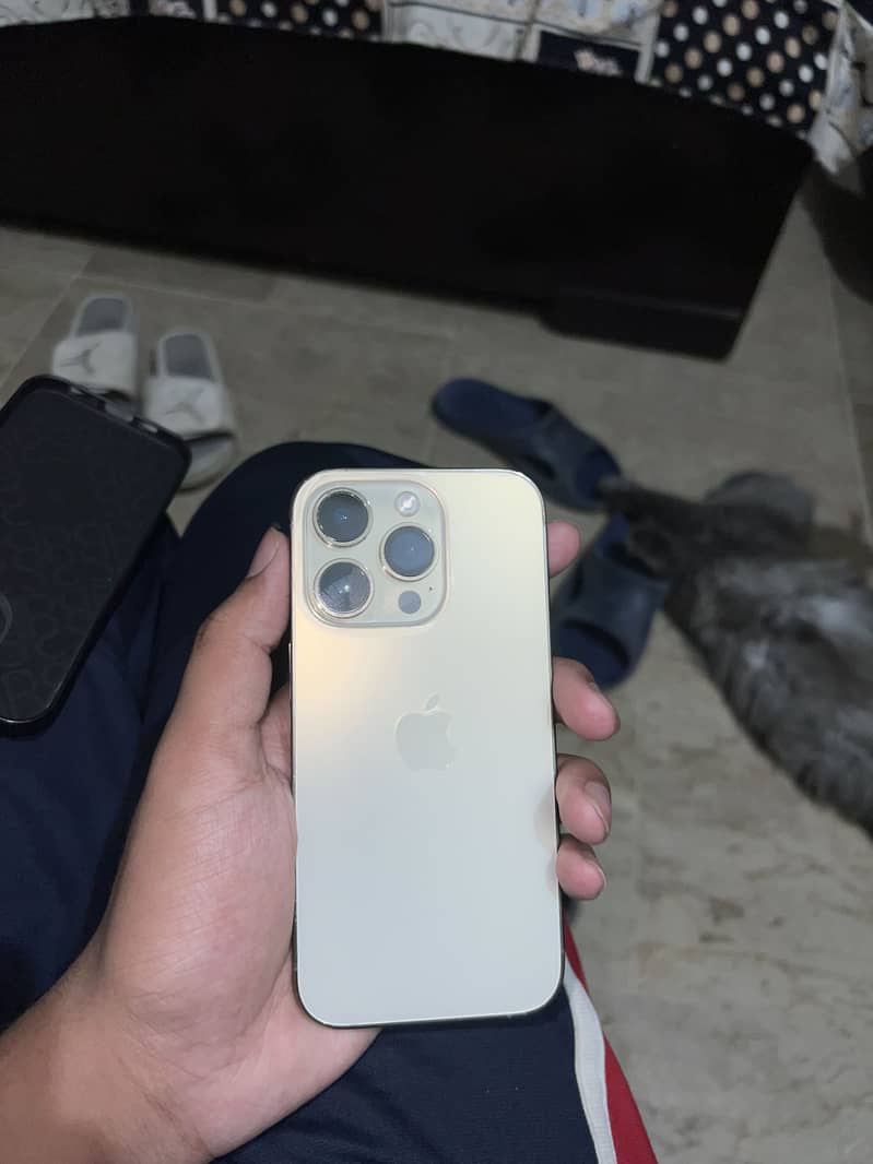 Iphone 14 pro 1