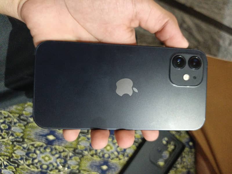 Apple iPhone 12 JV 0