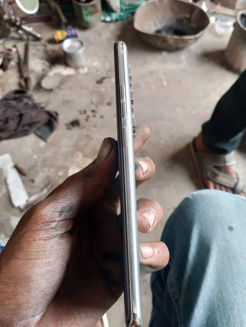 Tecno CAMON 40 Pro 3