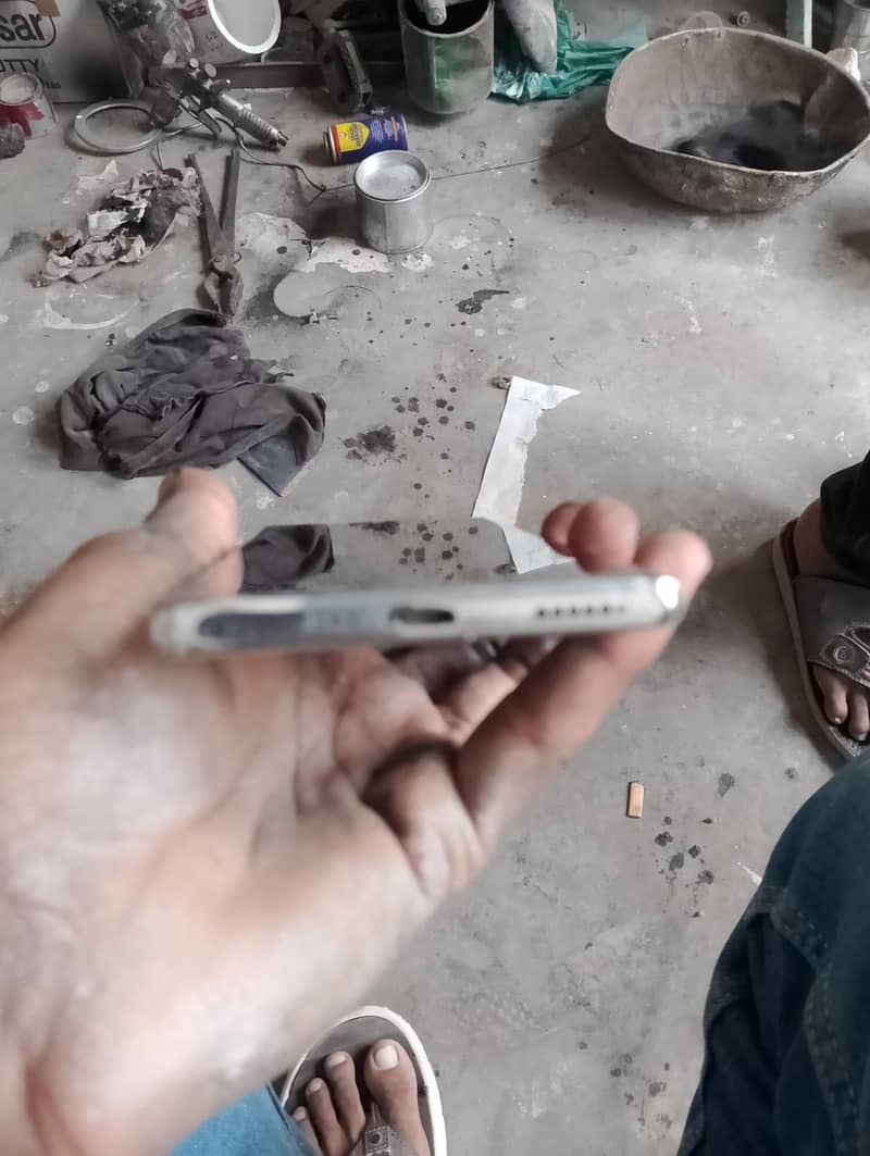 Tecno CAMON 40 Pro 5