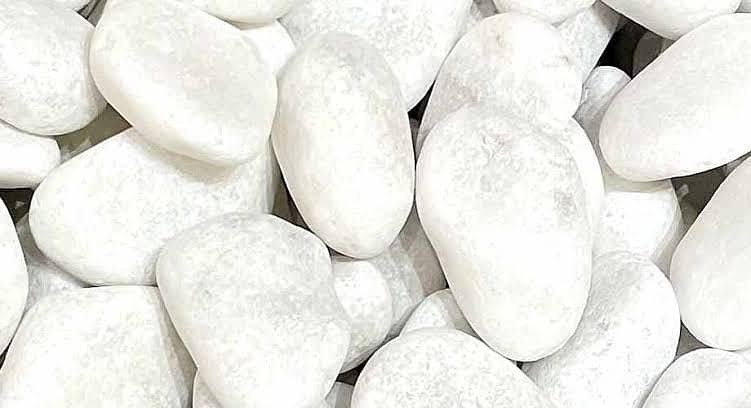 Medium size White Pebbles 3