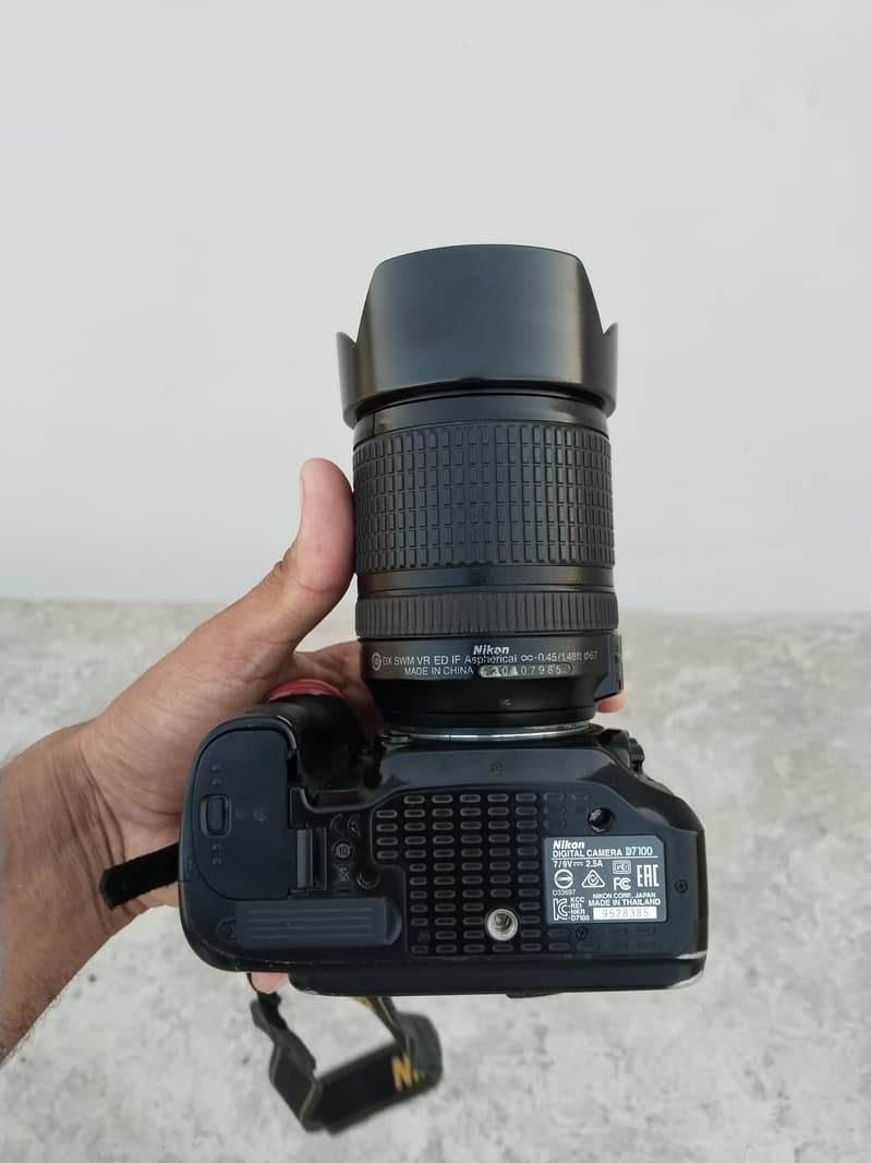 Nikon D7100 1