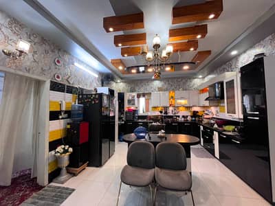 240 sq yards House for Sale