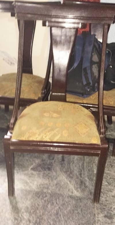 6 dining chairs with table    without mirror