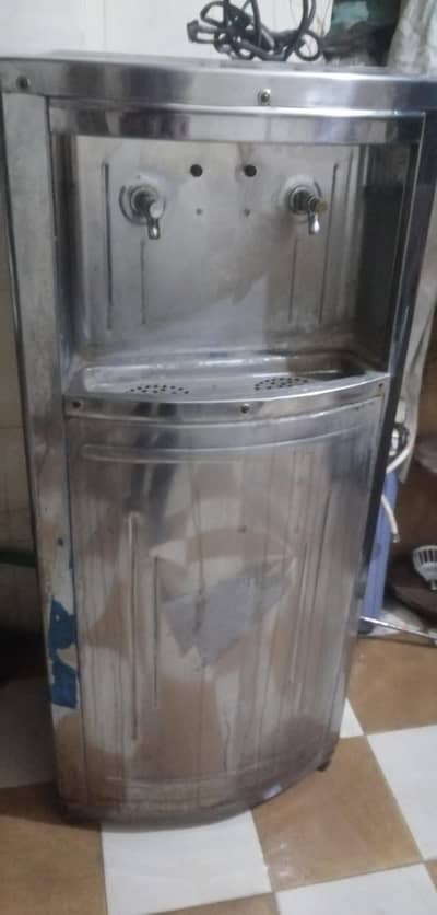 Steel Body Water Cooler like new with free water Filter