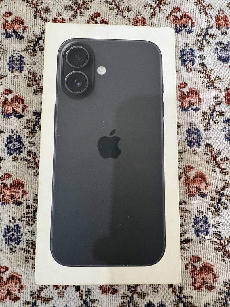 iPhone 16 1