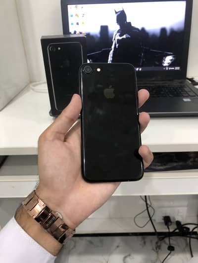 iPhone 7 128gb PTA Approved with Box