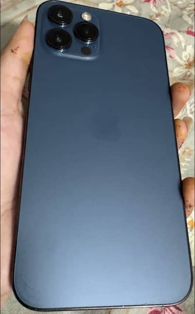 Apple iPhone 12 Pro Max j. v