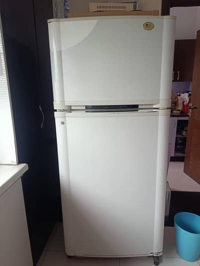 Refrigerator for urgent sale
