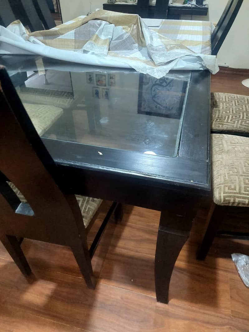 8 seater dining table 0
