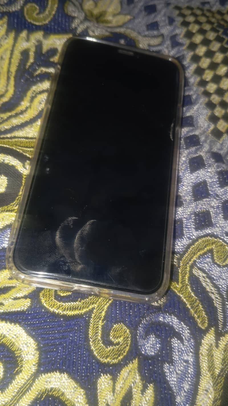 iphone xs 1